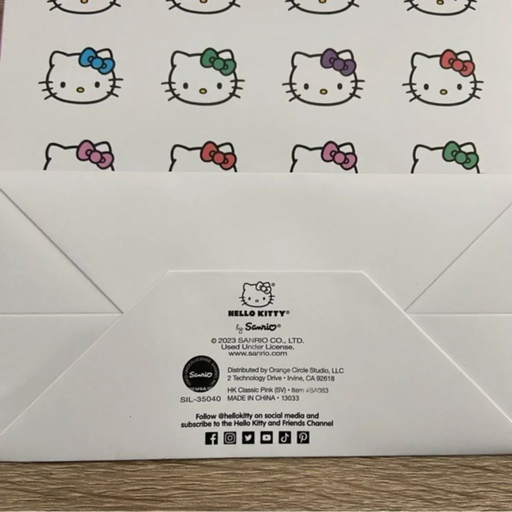 Hello Kitty White Hello Kitty Faces Small Gift Bag NEW